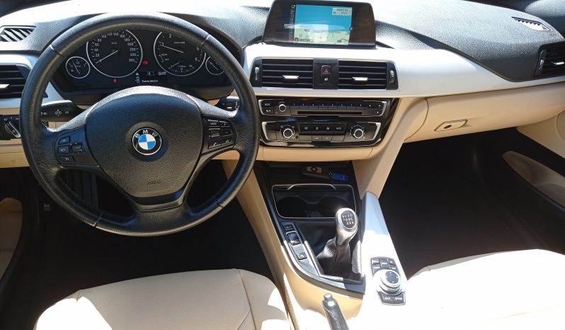 BMW GRAN TURISMO 318d, 2016 completo