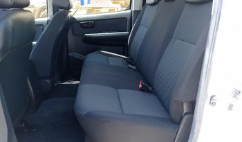 TOYOTA HILUX 2.5 D4D CABINA DOBLE GX, 2016 completo