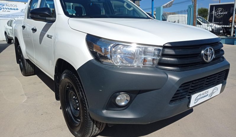 TOYOTA HILUX 2.4 D4D CABINA DOBLE GX, 2020 completo